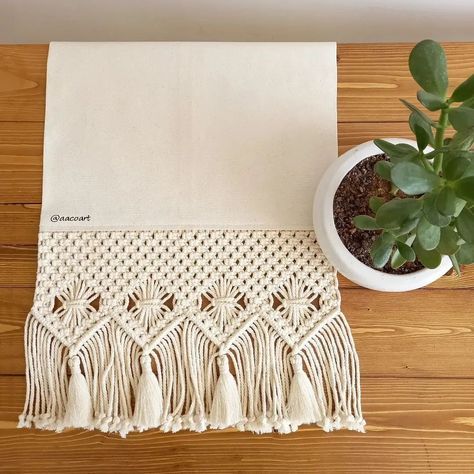 Macrame Table Runners, Macrame Runner Tutorial, Macrame Table Mat Tutorial, Macrame Table Decor, Macrame Runner Table, Macrame Raner, Macrame Table Runner Pattern, Table Runner Macrame, Runner Macrame