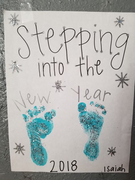 Baby Footprint Crafts, Baby Christmas Crafts, Baby Art Crafts, New Year's Eve Crafts, January Crafts, December Crafts, Baby Art Projects, Footprint Crafts, Toddler Art Projects