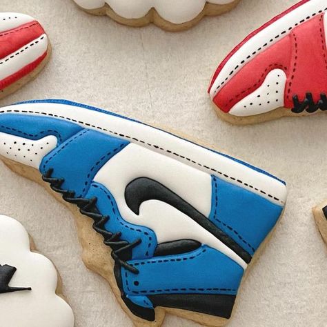 Shizuka Durbin on Instagram: "Congratulations Diana 🥳🥳🥳 Did you know all the air Jordan has different names for them!??? Red = Chicago, Yellow = Yellow Toe, Blue = Game Royal Do you own one? If you do which one? #nikecookies #airjordancollection #airjordancookies #graduationcookies #decoratedcookies #cookiesoftheday #talentedcookiers #birthdaycookies" Jordan Cookies, Blue And Orange Jordans, Orange Jordan, Blue Game, Graduation Cookies, Soft Cookie, Birthday Cookies, Bar Mitzvah, Air Jordan