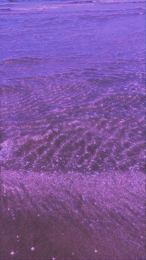 #beach #waves #purple #photography #sand #wallpaper #wallpaperiphone #shinee #beautifulplaces #aestetic Purple Beach Wallpaper, Purple Beach Aesthetic, Purple Sand Beach, Leo Painting, Purple Hour, Purple Photography, Sand Wallpaper, Purple Waves, Water Wallpaper