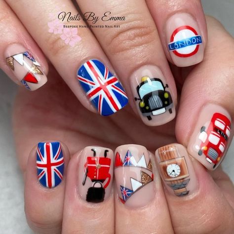 Uk Nails Designs, Travel Themed Nails, London Nails Ideas, Nails London Style, Nails For London Trip, Travel Nail Art, British Manicure, London Inspired Nails, British Nails