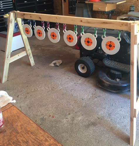 Poor mans plate rack Outdoor Shooting Range, Target Stand, Shooting Target, Steel Targets, Stand Ideas, Shooting Targets, Apocalypse Survival, Target Practice, Plate Racks