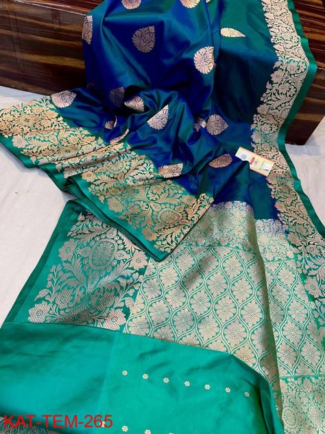 Blue Saree For Puja, Benaras Sarees, Draping Saree, Best Indian Wedding Dresses, Saree Hairstyles, Blue Silk Saree, Banaras Sarees, Saree Wearing Styles, Indian Bridal Sarees