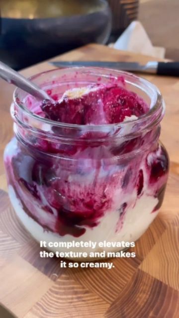 Lemon Blueberry Cheesecake Parfait With Cottage Cheese, Whipped Cottage Cheese Lemon Blueberry, Blueberry Whipped Cottage Cheese, Keto Cheesecake With Cottage Cheese, Whipped Cottage Cheese Parfait, Cottage Cheese Parfait Recipes, Keto Whipped Cottage Cheese Recipes, Keto Parfait Recipes, Blended Cottage Cheese Recipes Dessert