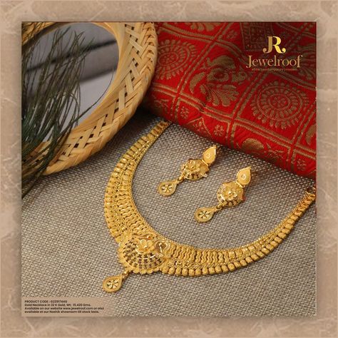 TRADITIONAL GOLD NECKLACE BY JEWELROOF Simple Gold Necklace Designs, Traditional Gold Necklace, Real Gold Necklace, Gold Bracelet Simple, Indian Jewelry Earrings, Antique Necklaces Design, Choker Necklace Designs, Gold Jewellry, Bridal Jewellery Design