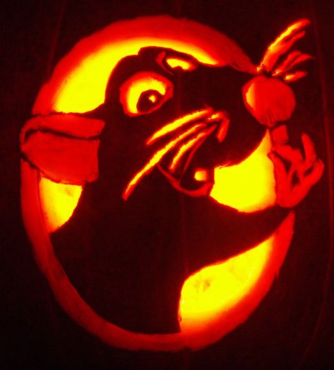 ratatioulle Pumpkin Carving Patterns | Pumpkin Carving Patterns Pumpkin Carving Inspo, Halloween Pumpkins Carvings Designs, Snack Halloween, Pumpkin Inspo, Pumkin Ideas, Funny Pumpkin Carvings, Unique Pumpkin Carving Ideas, Halloween Pumpkin Stencils, Cute Pumpkin Carving