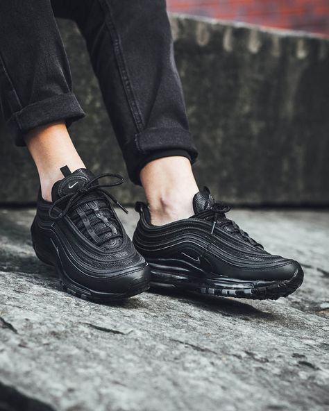 Air Max 97 Black Outfit, Air Max 97 Outfit Women, Air Max 97 Outfit, Female Running, Nike 97, Black Outfit Men, Air Max Day, Nike Air Max For Women, Triple Black