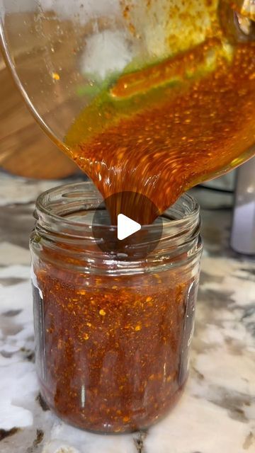 Guadalupe Lizbeth De La Mora Reynoso on Instagram: "Salsa Macha 🌶️ #salsa #salsamacha #recetas #comidamexicana🇲🇽 #foodie #food #mexicanfood" Salsa Macha Receta, Foodie Food, Mexican Food Recipes, On Instagram, Instagram