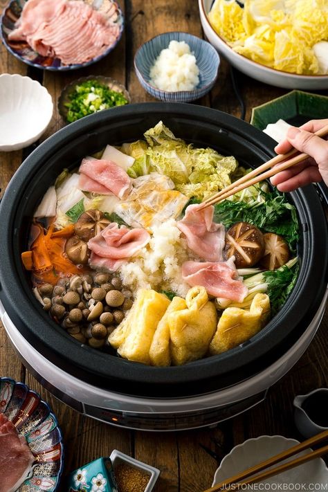 Mizore Nabe (Hot Pot with Grated Daikon) #mizorenabe #hotpot #japaneserecipe #kombu #napacabbage #daikon #mushroom #pork #comfortfood #dinner #dinnerrecipe | Just One Cookbook Pickled Daikon Recipe, Kombu Dashi, Cabbage Fried, Daikon Recipe, Japanese Hot Pot, Slow Cooker Chicken Wings, White Radish, Hot Pot Recipe, Deep Fried Tofu