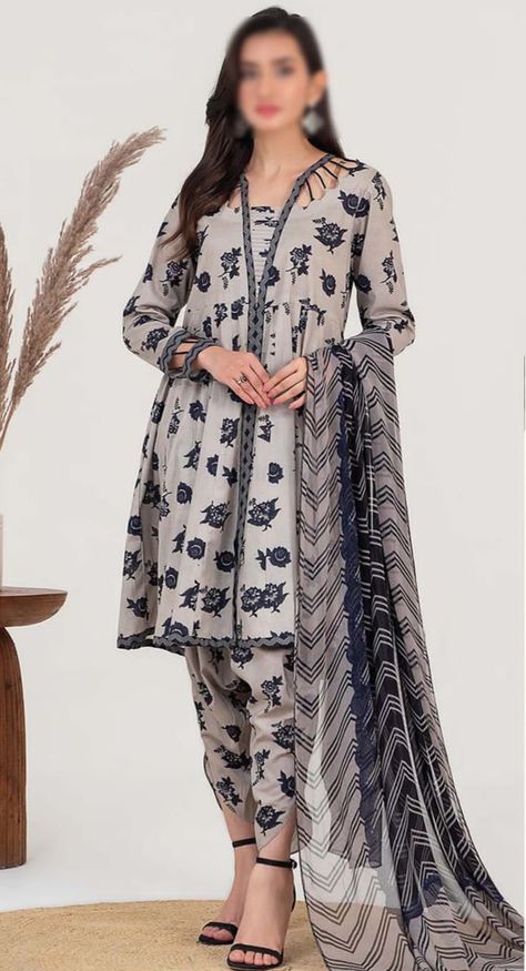 Charizma Collection
3pcs unstitch branded suit Co Ords Outfits, Coord Sets, Styles Dress, Pakistani Clothes, Dress Book, Cord Set, Trendy Fashion Tops, Crazy Makeup, Suit Women