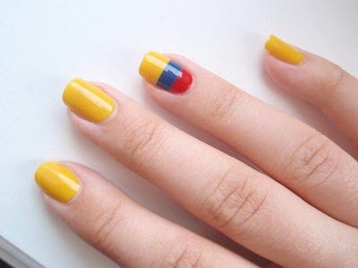 Patriotic manicure....que viva Colombia (as is), que viva Ecuador (add a crest) or que viva Venezuela (add some stars) Colombia Nails, A Flag, Dream Nails, Nails Design, Hello Everyone, Nail Design, Ecuador, I Tried, Manicure