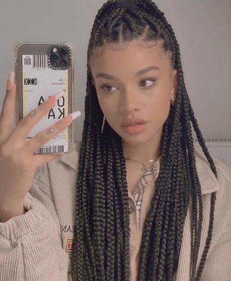 Lisa Onuoha, Long Box Braids, Box Braids Hairstyles For Black Women, Cute Box Braids Hairstyles, Protective Hairstyles Braids, Fake Hair, Box Braids Styling, Crochet Braids Hairstyles, Girls Hairstyles Braids