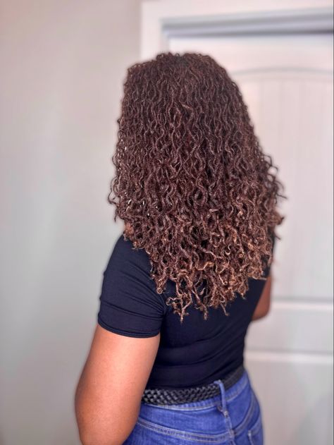 Curled Sisterlocks, Brown Sisterlocks, Brown Microlocs, Sisterlocks Updo, Loc Updos, Flexi Rod Curls, Loc Appreciation, Loc Goals, Sisterlocks Journey