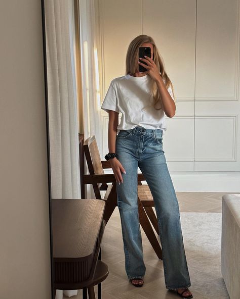 Wide Jeans Outfit, Outfit Printemps, Blue Jeans Outfit, Straight Jeans Outfit, Straight Leg Jeans Outfits, Wide Leg Jeans Outfit, Blue Jean Outfits, Jeans Outfit Women, Fall Jeans