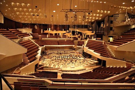 Berlin Philharmonic concert hall. Hans Scharoun Hans Scharoun, Cup Of Jo, West Berlin, Chamber Music, Renzo Piano, Frank Gehry, Music Concert, Concert Hall, Modern Buildings