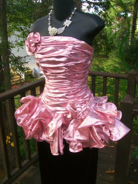 SOLD BUT HAVE MANY MORE Pink Dress 2000s, Cute Pink Aesthetic Outfits, 90s Dress Outfit, Dress Outfits Party, 80s Prom Dress, 80s Prom, Old Fashion Dresses, Prom Dress Inspiration, 2000s Fashion Outfits