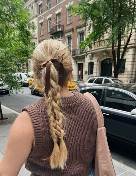 Hairstyles Long Layered Hair, Hiking Hair Styles, Outdoor Hairstyles, Double Braid Hairstyles, Europe Hair, Running Hair, Running Hairstyles, Fall Hairstyles, Work Hair