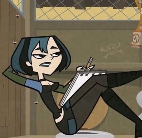 Gwen Pfp Total Drama, Gwen Total Drama Pfp, Gwen From Total Drama Island, Total Drama Island Gwen, Total Drama Island Pfp, Total Drama Island Characters, Gwen Total Drama, Gwen Tdi, Animation Stop Motion