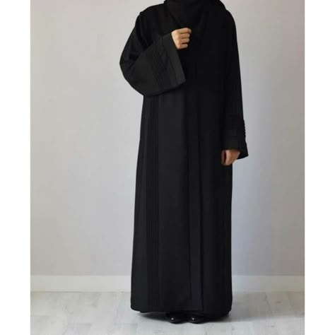 Black Burkha, Abaya Designs Simple, Simple Black Abaya, Black Abaya Designs Simple, Korean Tshirt, Simple Abaya Designs, Burqa Designs, Burkha Designs, Khaleeji Abaya