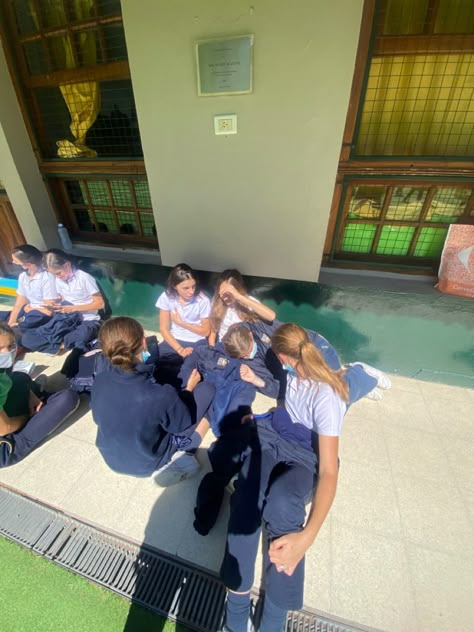 High School Australia, Australia School Aesthetic, Australian High School Aesthetic, Australian School Aesthetic, Australian High School, Australia School, High School Vibes, Doctor Insta, Uk School