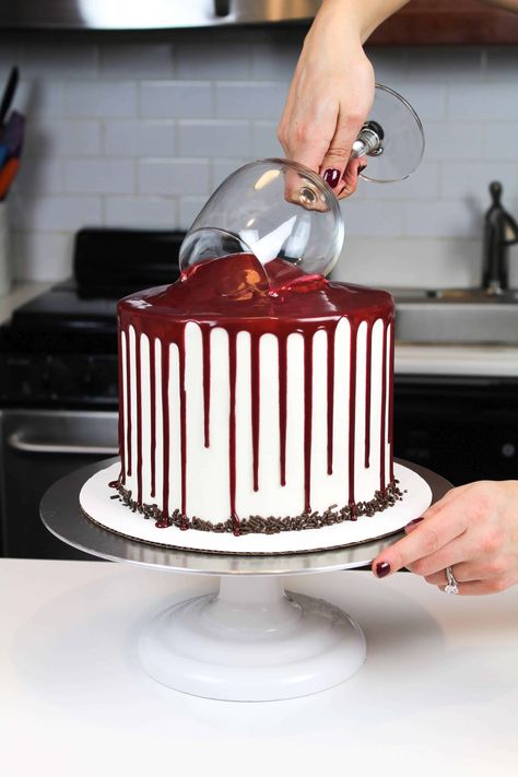 image of adding the wine glass to the top of a red wine chocolate cake Red Wine Cake, Red Wine Chocolate Cake, Drip Cake Recipes, Wine Chocolate, Wine Cake, Layer Cake Recipes, Vanilla Buttercream Frosting, Baking Cocoa, Chocolate Layer Cake