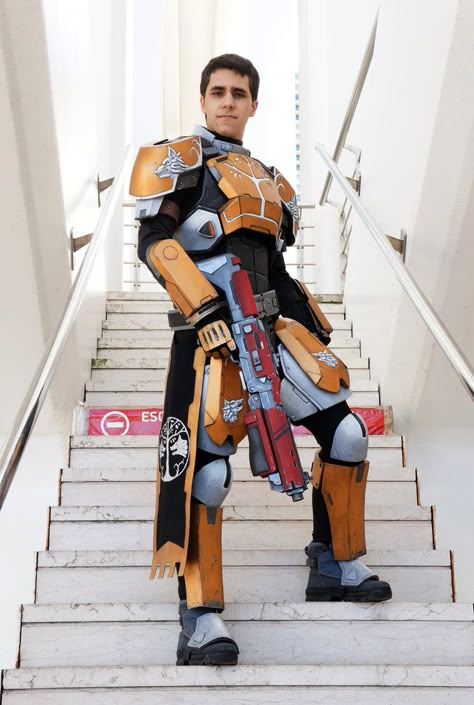 Destiny Cosplay - Iron Banner Titan by FonteArt Destiny Costume, Destiny Armor, Iron Banner, Destiny Titan, Destiny Cosplay, Destiny Bungie, Comic Con Costumes, Armor Ideas, Destiny Game