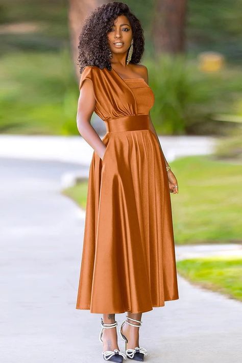 Prom Gowns Elegant, Solid Midi Dress, One Shoulder Gown, Maxi Dress Prom, Gown Prom, Gowns Of Elegance, Vacation Dresses, Classy Dress, African Dress