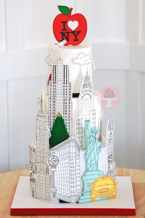 New York Landmark Cake - CakeCentral.com City Themed Party, New York Theme Party, Landmark Design, Nyc Cake, New York Cake, Doodle Cake, New York Party, New York Theme, New York Landmarks