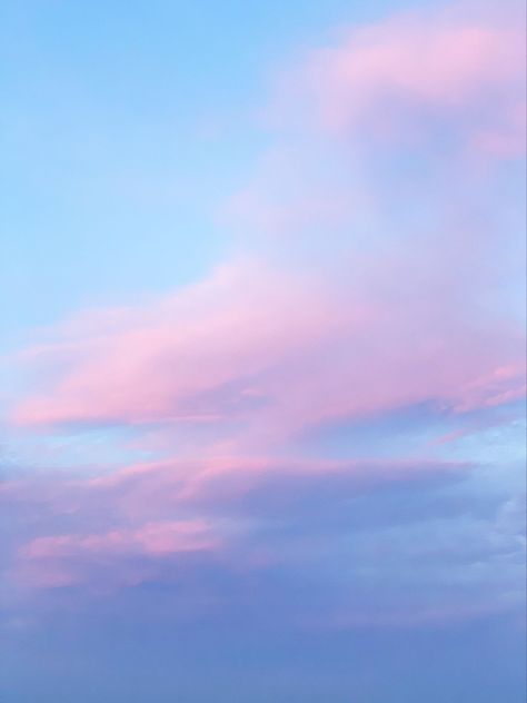 pink, blue, and purple sunset Cotton Candy Sky Aesthetic, Cotton Candy Sunset, Cotton Candy Skies, Cotton Candy Clouds, Lover Era, Cotton Candy Sky, Watercolor Sunset, Winter Sky, Pink Sky