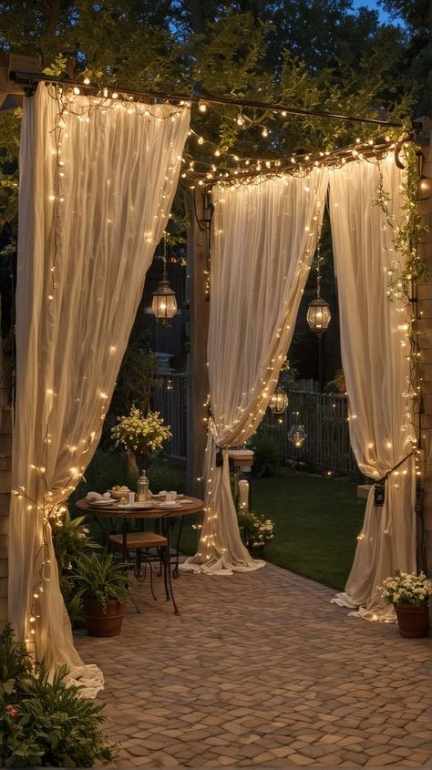 Backyard String Light Pole Ideas, Covered Patio With String Lights, Terrace Decor For Wedding, Light Up Decor, Backyard Hanging Lights, Outdoor Evening Wedding Ideas, Outside Lights Ideas, Cute Backyard Wedding Ideas, Simple Wedding At Home