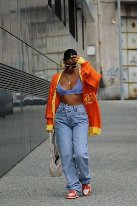 Dunk Outfit, Dunks Outfit, Street Style Edgy, Looks Street Style, Streetwear Fashion Women, Mode Inspo, Tomboy Fashion, Baddie Outfits Casual, Cute Simple Outfits