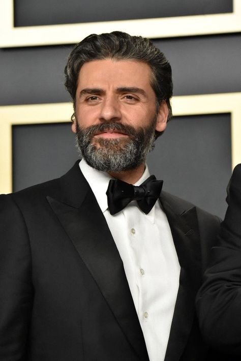 Oscar Isaac Dune, Mens Facial, Marvel Moon Knight, Poe Dameron, Oscar Isaac, Fame Dr, February 9, Moon Knight, Pedro Pascal