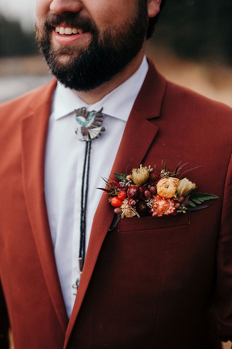 12 Boutonnieres Perfect for Your Fall Wedding | FiftyFlowers Fall Boutonnieres, Floral Pocket Square, Button Holes Wedding, Wedding Flower Inspiration, Floral Pocket, Boutonniere Wedding, Groom And Groomsmen, Wedding Looks, Boutonniere