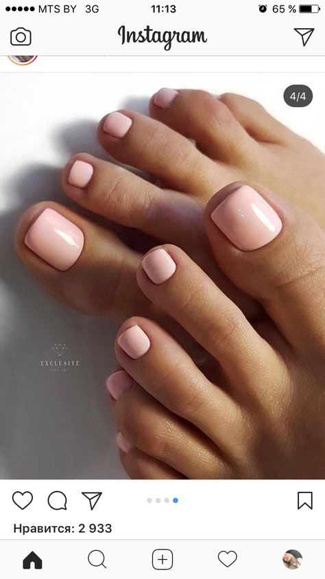 Pedicure Ideas Neutral Colors, 2023 Pedicure Colors Pale Skin, Light Pedicure Colors, Soft Pink Toe Nails, Pink Toe Nails, Pink Pedicure, Pedicure Designs Toenails, Nail Makeup, Pedicure Colors