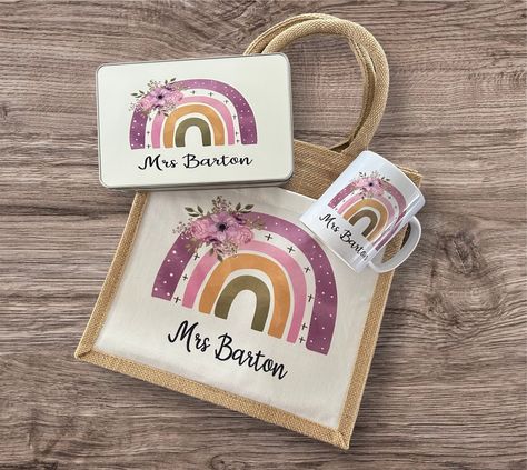 Teacher Leaving Gift, Teacher End Of Year, Personalised Stationery, Faith Based Gifts, Cricut Business, Hamper Gift, Leaving Gifts, Personalized Teacher Gifts, Gift Business