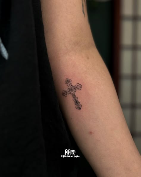 Custom tiny ornamental cross for Naia! ✨ I love how this turned out! More ornamental things please! . . #sanjose #sanjosetattoo #sanjosetattooartist #bayarea #bayareatattoo #bayareatattooartist #fineline #finelinetattoo #finelinetattooartist #crosstattoo Wait Tattoo Ideas, Women’s Cross Tattoo, Cross And Rosary Tattoo, Cross Shoulder Tattoo, Small Cross Tattoo For Men, Dainty Christian Tattoos For Women, Tattoos Biblical, Catholic Cross Tattoo, Roman Catholic Tattoos