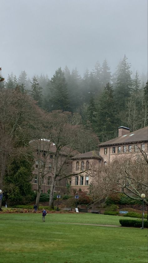 Western Washington University Aesthetic, Bellingham Washington Aesthetic, Seattle Core, Seattle Vibes, Fall In Washington, Pnw Vibes, Japan 80's Aesthetic, Bremerton Washington, Western Washington University