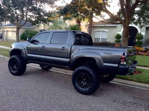 Found this Tacoma via Tacoma World and was immediately blown away. Amazing looking truck this. Tacoma Wheels, Tundra Wheels, Toyota Tacoma Mods, Magnetic Gray, Tacoma Mods, Toyota Tacoma 4x4, Tacoma 4x4, Tacoma World, Rims For Sale