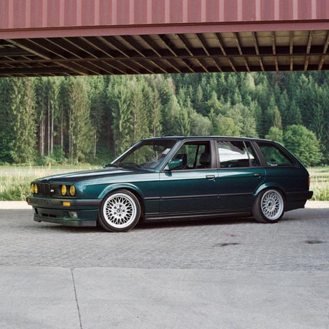 E30 Wagon, Bmw E30 Touring, E30 Touring, Bmw Touring, Bavarian Motor Works, Bmw Classic Cars, Motor Works, Station Wagons, Bmw Classic