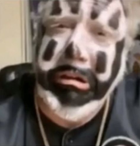 Insane Clown Posse Albums, What Is A Juggalo, Violent J, Clown Posse, Insane Clown Posse, Insane Clown, Silly Images, Silly Pictures, Music Stuff