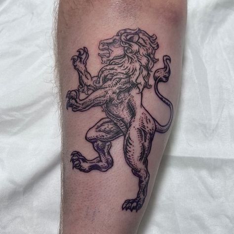 Good Vibes Tattoo | Rampant Lion Done by @jr.tist_ 🦁 #rampantliontattoo #scottishtattoo #mississaugatattoos #torontotattoo #torontotattooartist | Instagram Lion Rampant Tattoo, Greek Lion Tattoo, Leo Tattoo For Men, Leo Lion Tattoos, Good Vibes Tattoo, Vibes Tattoo, Scottish Tattoo, Leo Tattoo, Leo Tattoos