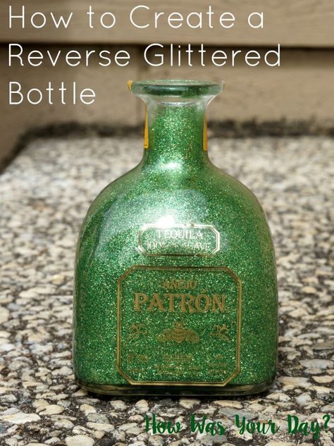 How to create a reverse glittered bottle. This has a more subtle glitter effect, but it doesn't shed, at all. Makes a pretty and elegant home decor piece Diy Bottle Tree, Glitter Bottle Diy, Patron Bottle Crafts, Whiskey Bottle Crafts, Liquor Bottle Lights, Glitter Crafts Diy, Alcohol Bottle Crafts, Glitter Wine Bottles, Patron Bottle