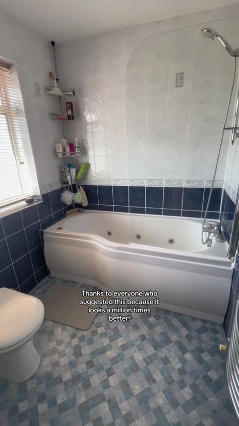 A HOMEOWNER’S clever trick completely transformed the look of her bathroom and it costs under £10 to do it yourself. Brittany (31) a social media marketer originally from Florida but now living with her English fiancé in Birmingham, UK, decided to try spray-painting her bath tub which she described as an unpleasant shade of “smoker’s […] Painted Bath Panel, Bathroom Repainting, Replace Light Fixture, Painting Bathroom Tiles, P Shaped Bath, Old Bathtub, Social Media Marketer, Tiles Uk, Her Bathroom