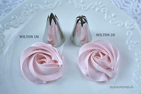 Cake Piping Tips, Buttercream Tutorials, Cake Decorating Flowers, Mums Birthday, Baked Sweets, Food Decorating, Cupcake Decorating Tips, Cake Piping, Baking Decorating