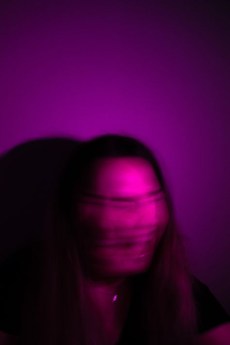 #scream #photography #purple #aesthetic #movement #emotion #photoshoot #magenta #pink Emotion Photoshoot, Movement Photography, Expressions Photography, Emotional Photos, Pink Photography, Concept Photography, Paint Photography, Cute Tumblr Pictures, Emotional Photography