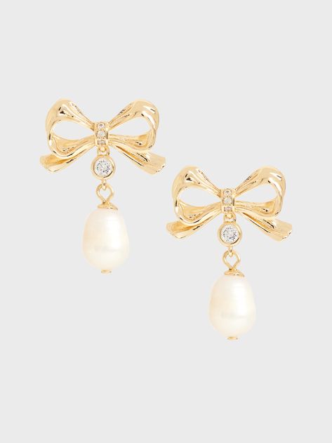 Freshwater Pearl Bow Earrings | Banana Republic Light Gold Jewelry, Jewellery Lookbook, Preppy Jewelry, Reflecting Light, Pearl Bow, Jewelry Accessories Ideas, Bow Jewelry, Jewelry Essentials, Jewelry Lookbook