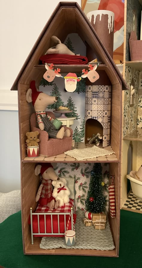 Maileg Doll House, Gingerbread House Ideas, Maileg Christmas, Wooden Doll House, Maileg Dolls, The Best Dessert, Doll House Crafts, Wooden Doll, Best Dessert