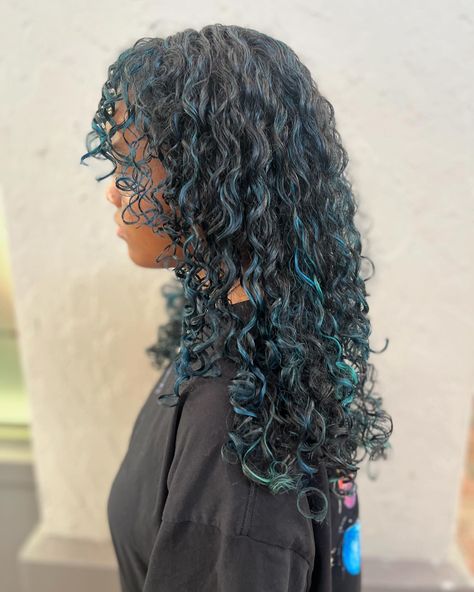 Blue curly highlights and a reshaping💙🌀 Swipe for the before—> • • • • • • • #curls #curlscurlscurls #curlyhair #curlygirls #curlystylist #curlystyling #hairstylist #hair #naturalhair #hairdye #color #dye #highlights #bouncyhair #flow #transformation #dimension #blue #bluehair Dark Blue Highlights Curly Hair, Light Blue Hair Dye Ideas, Curly Blue Highlights, Curly Hair With Blue Highlights, Purple Highlights Curly Hair, Curly Hair Dye Ideas Highlights, Light Blue Hair Dye, Light Blue Highlights, Blue Curly Hair