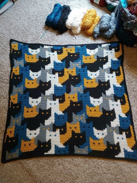 Cats Afghan, Cat Afghan, Modern Crochet Blanket, Crochet Table Runner Pattern, Pixel Crochet, Knitted Cat, Tapestry Crochet Patterns, Crochet Quilt, Manta Crochet