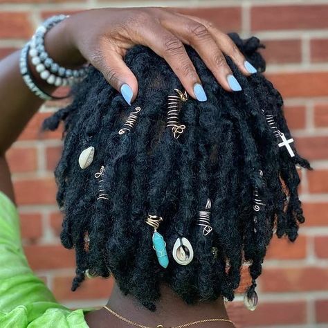 IG: @deelocbae #Regram via @www.instagram.com/p/CEKH3CbJbZQ/ Hair Loc Jewelry, Loc Styles With Jewelry, Locs Accessories Dreadlock Beads, Lock Jewelry Dread, Locs With Jewelry Black Women, Beads On Short Locs, Locs Jewelry Accessories, Locs With Hair Jewelry, Loc Accessories Black Women